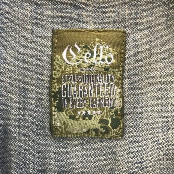 Teens  Distressed Denim Jean Jacket Size Medium see measurements - Picture 8 of 12